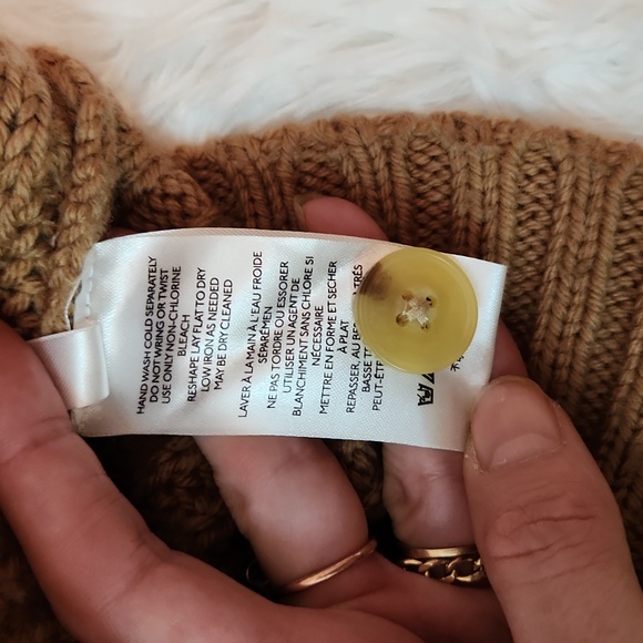 Anthropologie  oversized  chunky knit brown button close cardigan - Picture 10 of 11